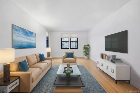 510 Kappock St #3B, New York, NY 10463