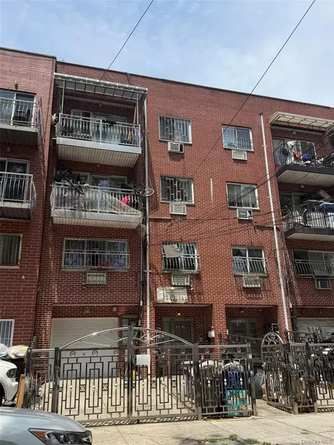 10431 37th Rd, Corona, NY 11368