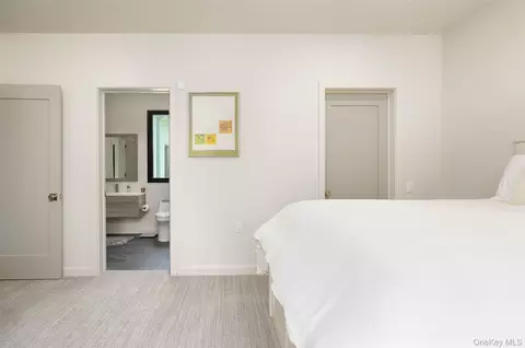 Bedroom - 215 Smith Rd, Poughkeepsie, NY 12603 photo 3 of 4