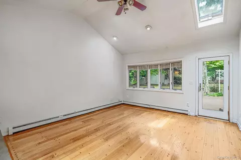 Living - 61 Ledgewood Dr, Smithtown, NY 11787 photo 2 of 7