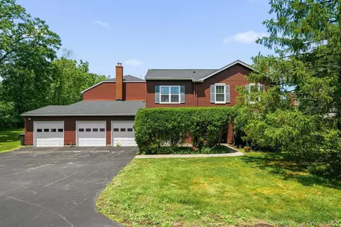 37 Candlestick Ct, Warwick, NY 10990