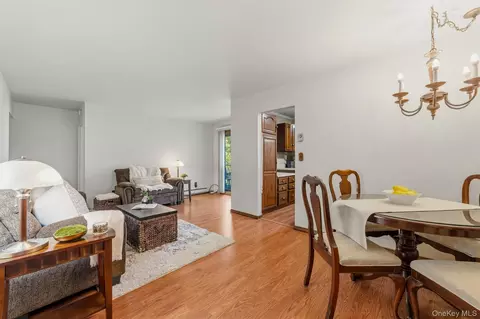 51 Fieldstone Dr #83, Greenburgh, NY 10530