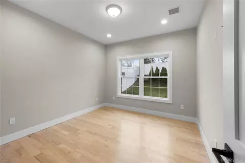 Bedroom - 21 Devon Rd, Bethpage, NY 11714 photo 1 of 8
