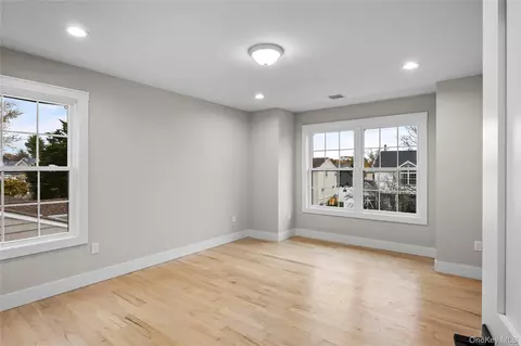 Bedroom - 21 Devon Rd, Bethpage, NY 11714 photo 7 of 8