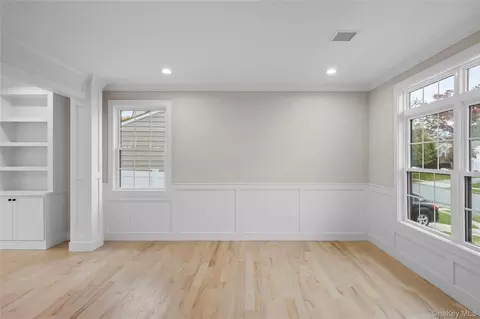 Living - 21 Devon Rd, Bethpage, NY 11714 photo 8 of 8
