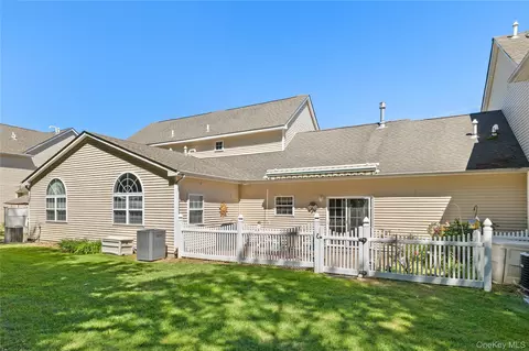 Exterior - 2803 Pebble Beach Path, Riverhead, NY 11901 photo 4 of 5