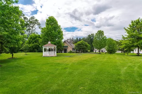 Exterior - 1 Halley Ct, Poughkeepsie, NY 12601 photo 6 of 6