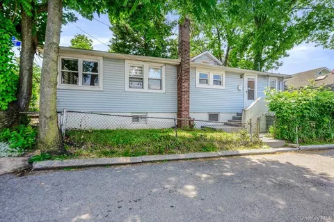 47 Edgewater Park # D, New York, NY 10465