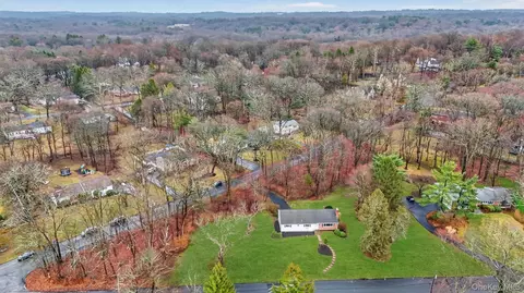 5 River Rd, Ramapo, NY 10901
