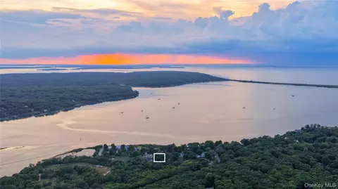 Undisclosed, East Hampton, NY 11937