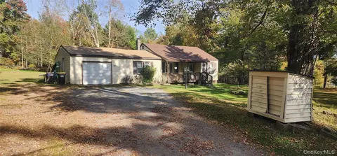 565 Cold Spring Rd, Thompson, NY 12701