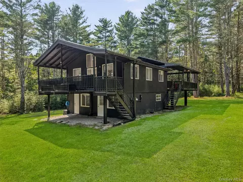 165 Dexheimer Rd, Tusten, NY 12764