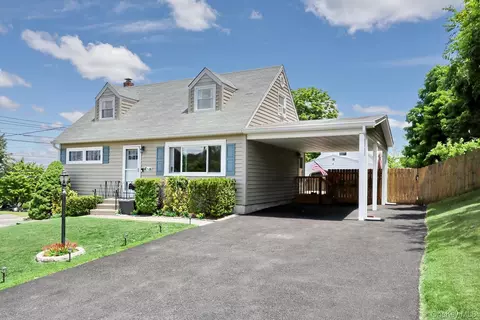 1 Havervale Ln, Haverstraw, NY 10923