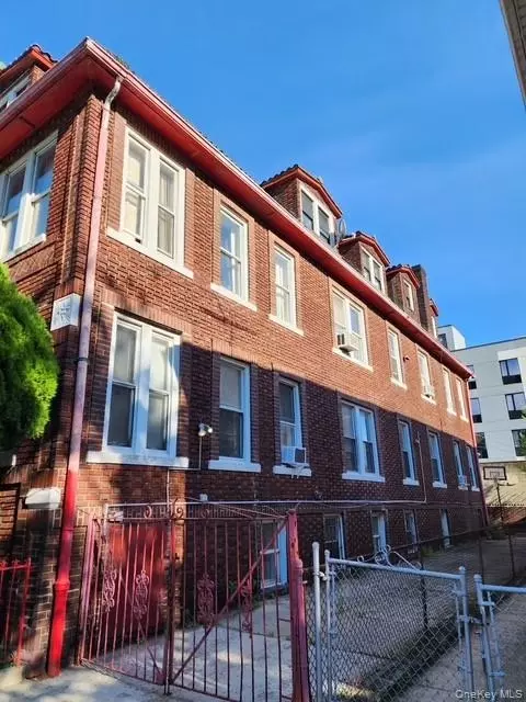 134 Sullivan Pl, Brooklyn, NY 11225 photo 3
