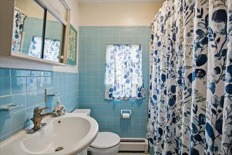 Bath - 37 Beck Ave, Rye, NY 10580 photo 2 of 2
