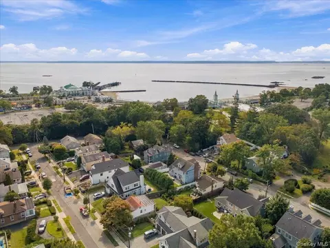 View/Area - 37 Beck Ave, Rye, NY 10580 photo 5 of 8