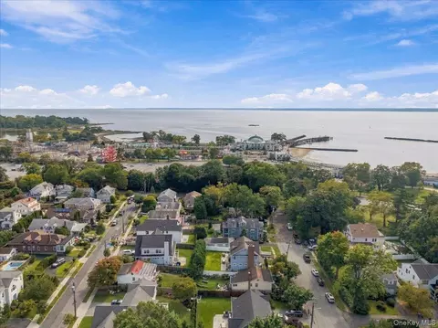 View/Area - 37 Beck Ave, Rye, NY 10580 photo 4 of 8