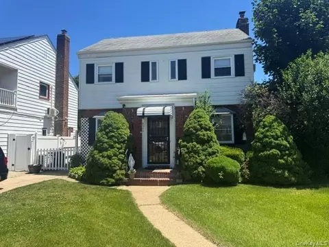 83-43 252 St, New York, NY 11426