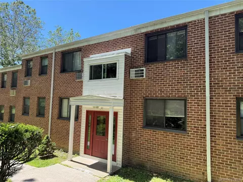 130 Virgina Rd #D, Greenburgh, NY 10603