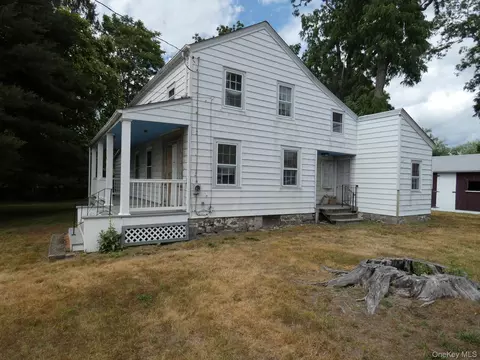 56 Wallkill Ave, Shawangunk, NY 12589 photo 7