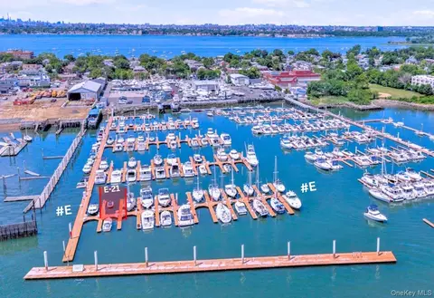 148 City Island Ave # E-21, New York, NY 10464