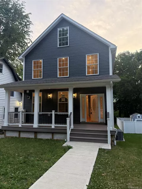 43 Fitchett St, Poughkeepsie, NY 12601