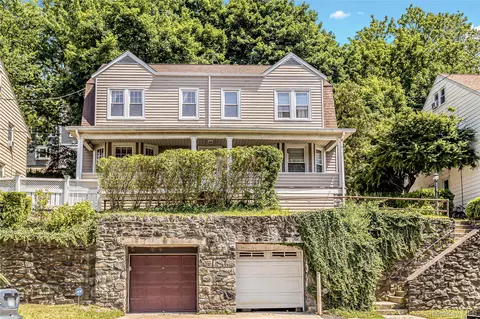 206 Midland Ave, Eastchester, NY 10707