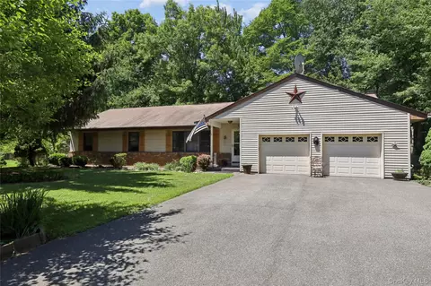 130 Broad Ave, Orangetown, NY 10964