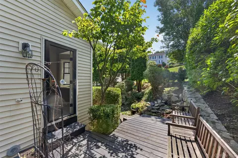 Exterior - 708 Kossuth Pl, Peekskill, NY 10566 photo 3 of 3