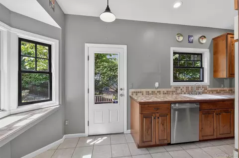 Other - 708 Kossuth Pl, Peekskill, NY 10566 photo 4 of 13