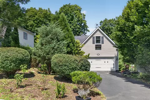 Exterior - 708 Kossuth Pl, Peekskill, NY 10566 photo 1 of 3