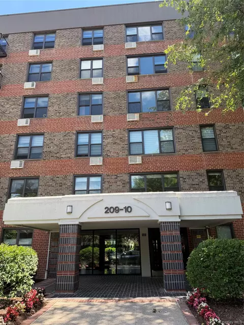 209-10 41st Ave #1R, New York, NY 11361