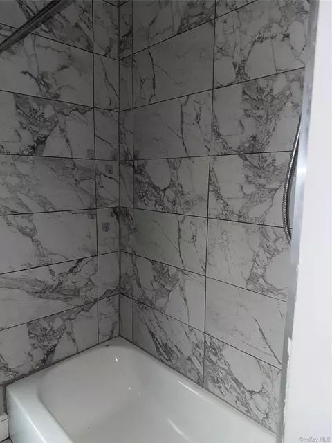 Bath - 60 Noxon St, Poughkeepsie, NY 12601 photo 2 of 2