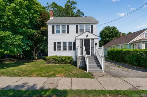 196 Cottage St, Middletown, NY 10940