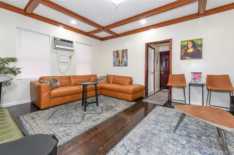 104-21 Lefferts Blvd, South Richmond Hill, NY 11419
