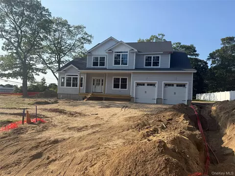 1 Lotto Ct, Brookhaven, NY 11755