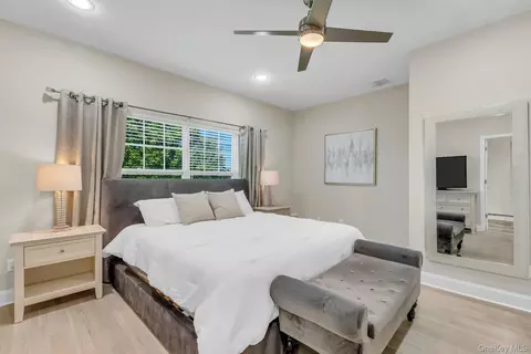 Bedroom - 111 Millie Ct, Patchogue, NY 11772 photo 3 of 8