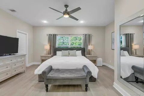 Bedroom - 111 Millie Ct, Patchogue, NY 11772 photo 2 of 8
