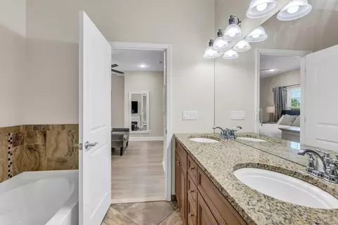 Bath - 111 Millie Ct, Patchogue, NY 11772 photo 3 of 4