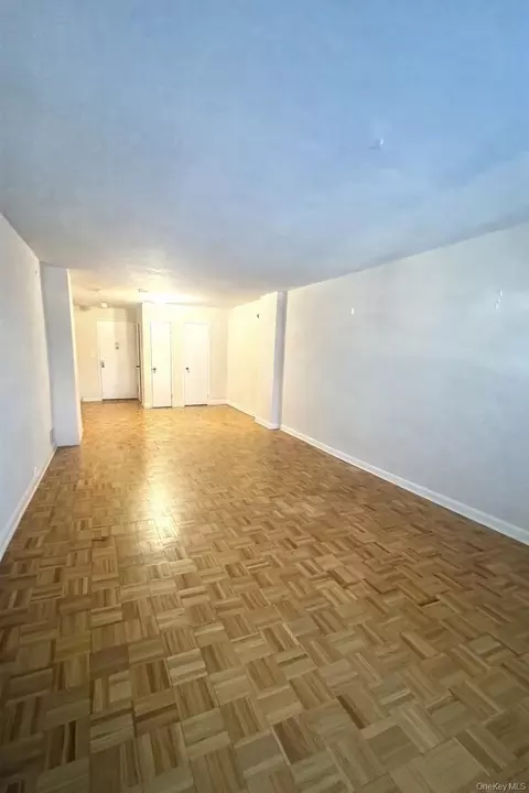 89-00 170 St #3J, Jamaica, NY 11432