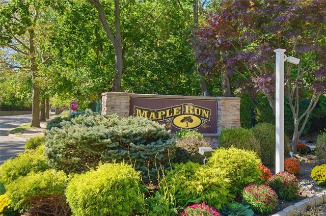 37 Maple Run Dr, Jericho, NY 11753