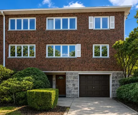 2705 E 63 St, Brooklyn, NY 11234