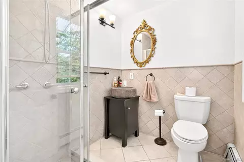 Bath - 5646 Post Rd, New York, NY 10471 photo 1 of 6