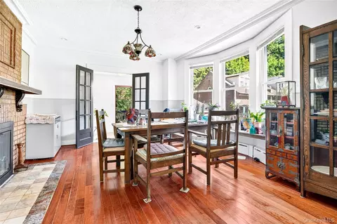 Dining - 5646 Post Rd, New York, NY 10471 photo 1 of 2