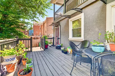 Exterior - 5646 Post Rd, New York, NY 10471 photo 4 of 8