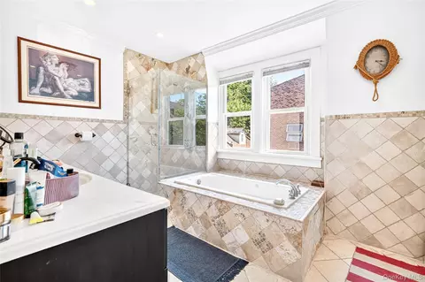 Bath - 5646 Post Rd, New York, NY 10471 photo 4 of 6