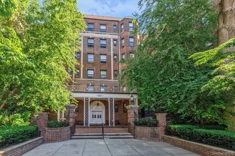 84-51 Beverly Rd #6A, New York, NY 11415