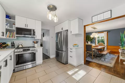 Kitchen - 7 Brook Pl, Ossining, NY 10562 photo 4 of 4