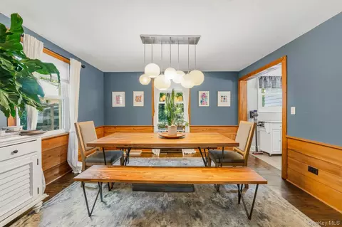 Dining - 7 Brook Pl, Ossining, NY 10562 photo 2 of 3