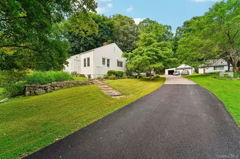 77 Baron De Hirsch Rd, Cortlandt, NY 10517